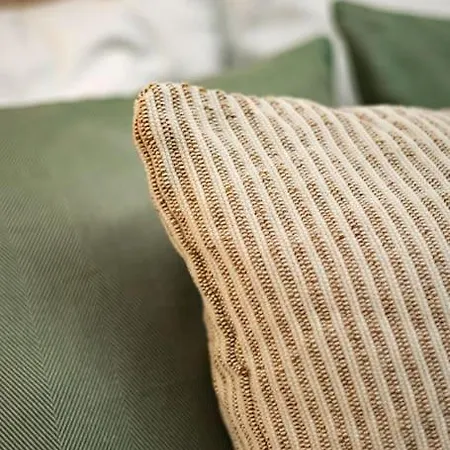 Celeste Blu, A Simple Comfort Living Apartmán