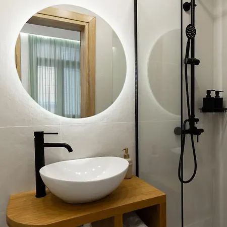 Celeste Blu, A Simple Comfort Living Apartmán